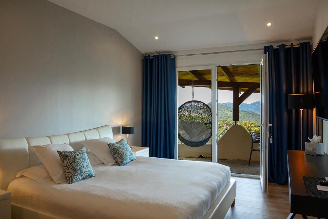 Swim Lodge Hotel Piscine Privee Ou Jacuzzi Prive Porto-Vecchio  Ngoại thất bức ảnh